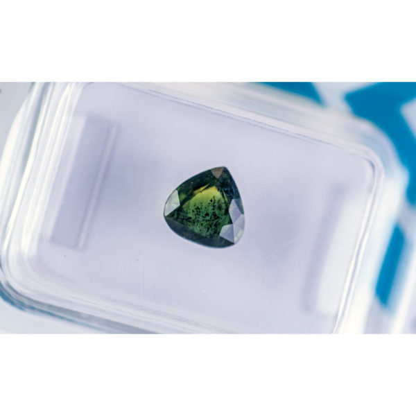 IGI Certified 1.07 ct. Green Sapphire - Image 3