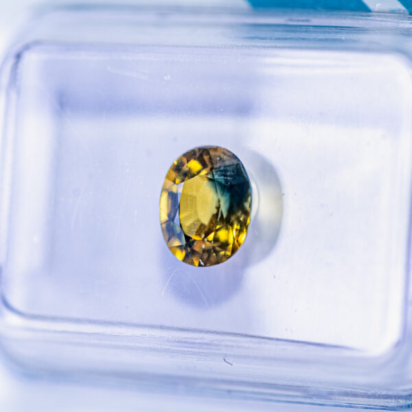 IGI Certified Yellow Sapphire 1.20 ct. - Image 2