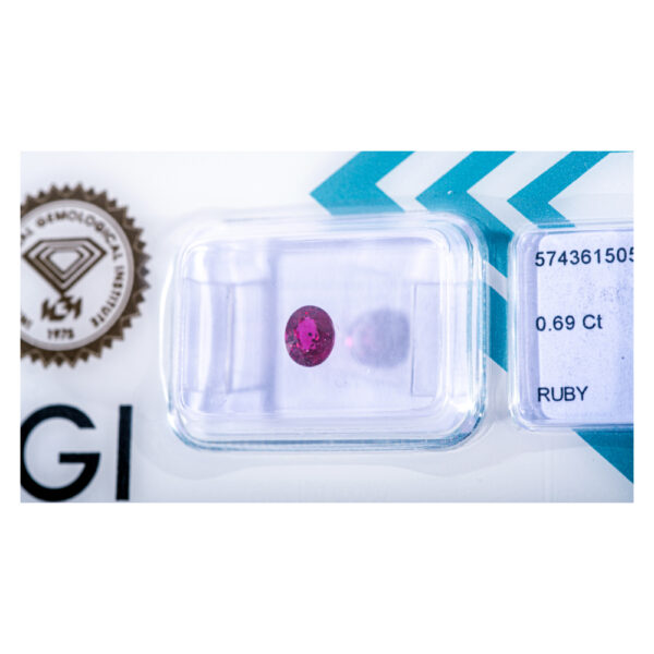 IGI Certified Ruby 0.69 ct. - Image 3