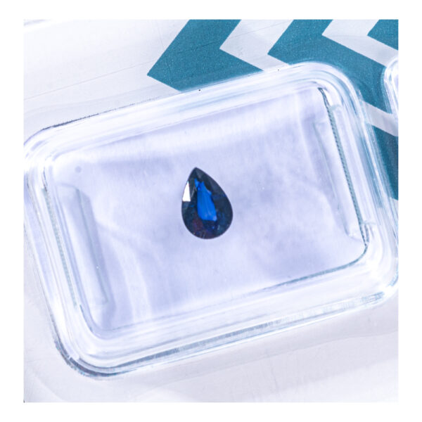 IGI Certificate Natural Blue Sapphire 0.51 ct.