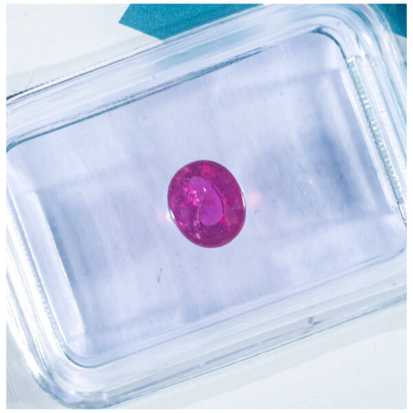 IGI Certificate Natural NO Treatment Ruby 0.70 ct. - Image 12