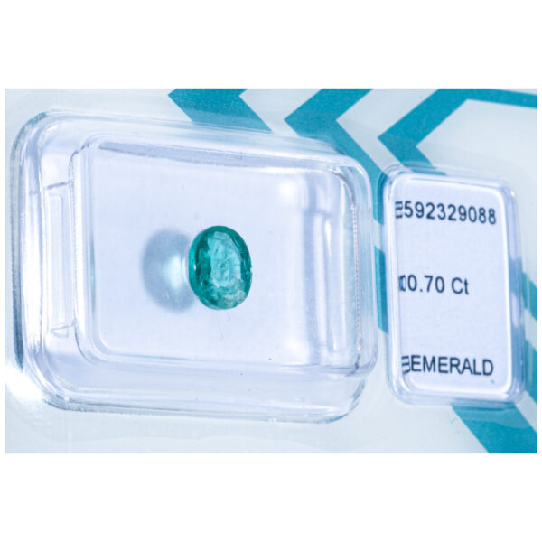 IGI Certificate Natural Zambia Emerald 0.70 ct. - Image 5