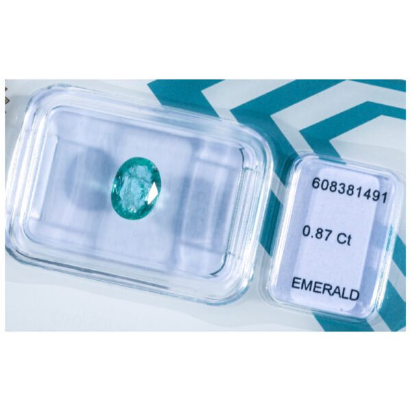 IGI Certificate Natural Emerald 0.87 ct. - Image 3