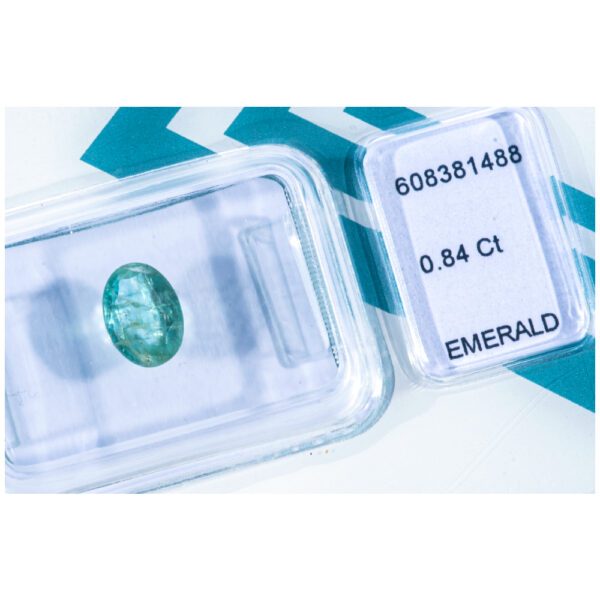 IGI Certificate Natural Zambia Emerald 0.84 ct. - Image 5