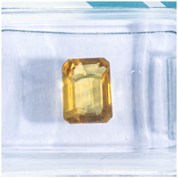 IGI Certificate Natural Yellow Sapphire 1.93 ct.