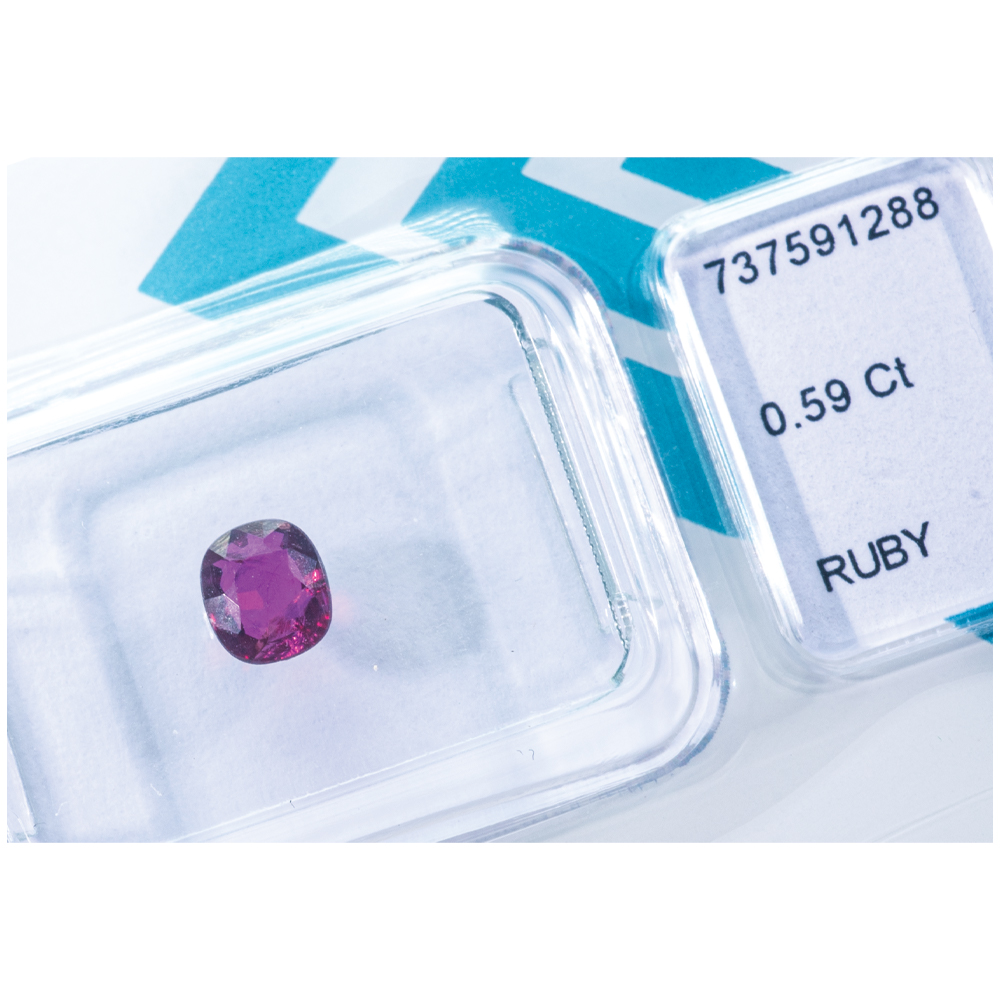 IGI Certificate NO Treatment Ruby 0.59 ct. - Image 12